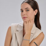 BEI093 prikaz na manekenki zapestnica s kristali